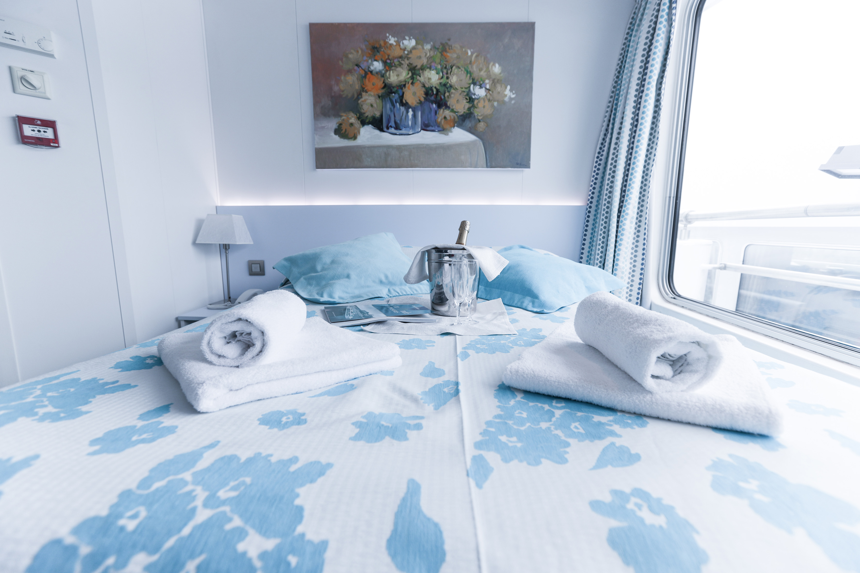 CroisiEurope MS Cyrano de Bergerac Cabin 4.jpg